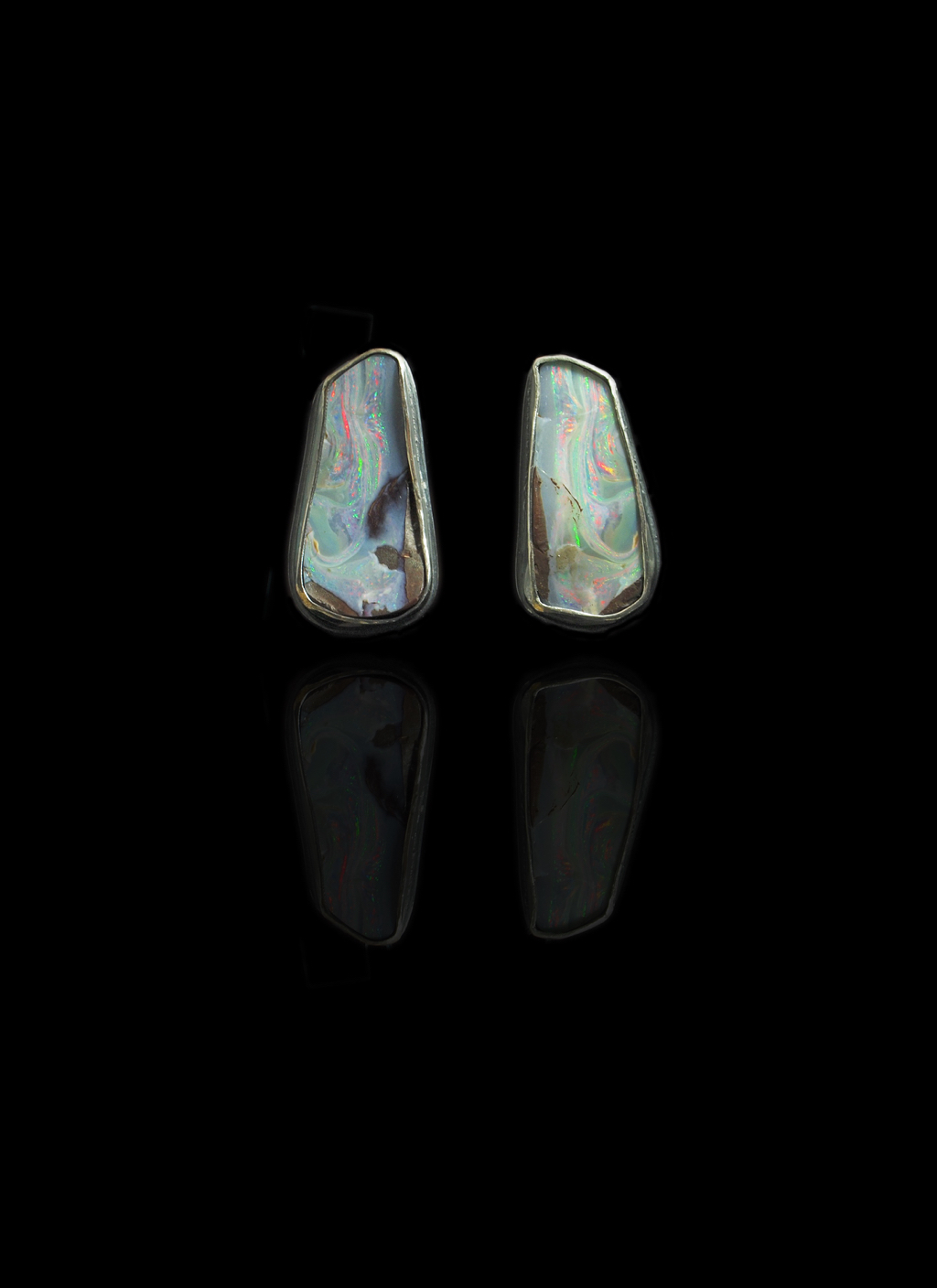 YoshikoYamamoto_Studs.jpg YoshikoYamamoto_Studs.jpg
