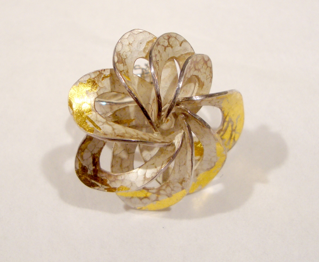 pinwheel ring 600.jpg pinwheel ring 600.jpg