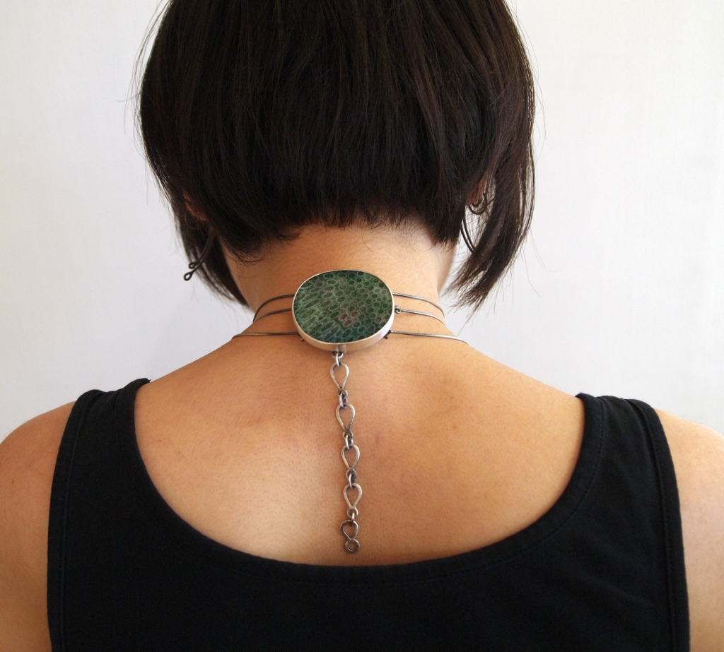 TozukaY_Necklace_MarionetteFrog_Kaeru-chan_Worn_Back.JPG